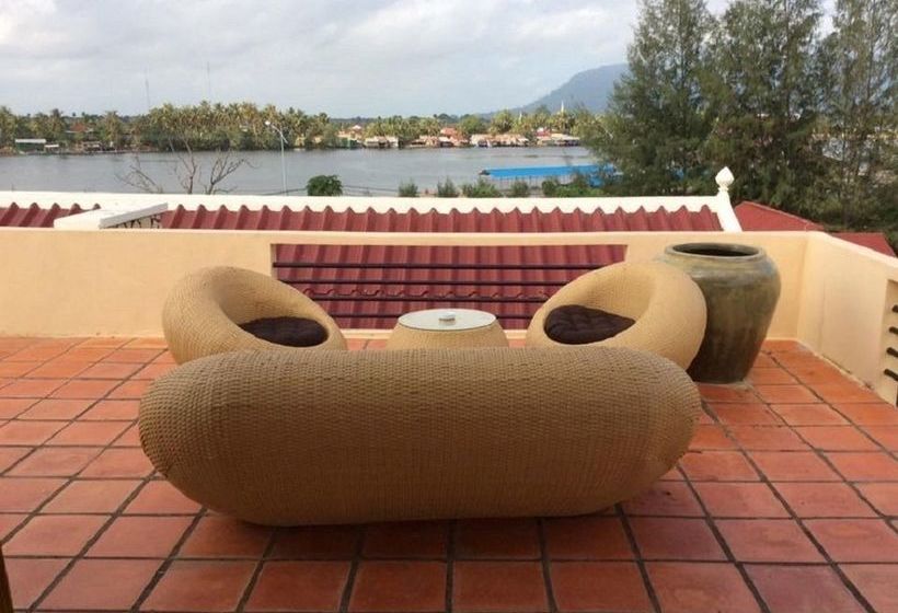 فندق Kool Kampot
