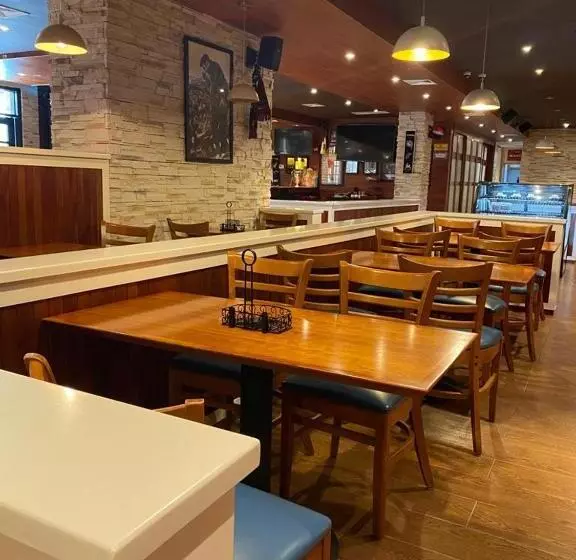 هتل Las Palmas Inn