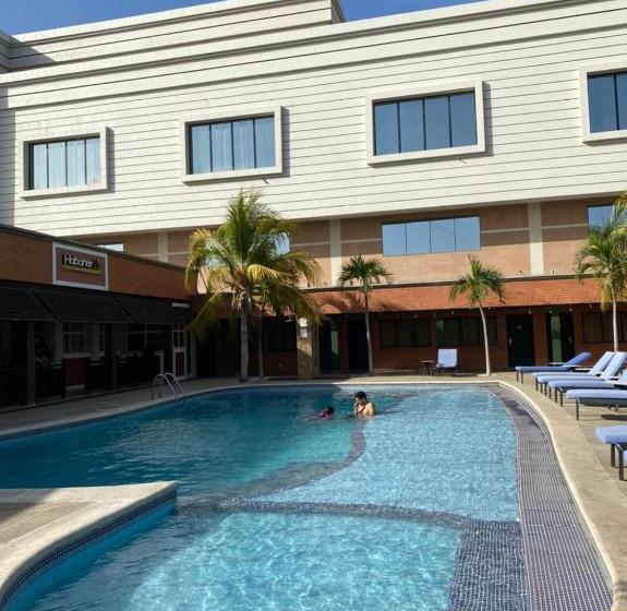 هتل Las Palmas Inn