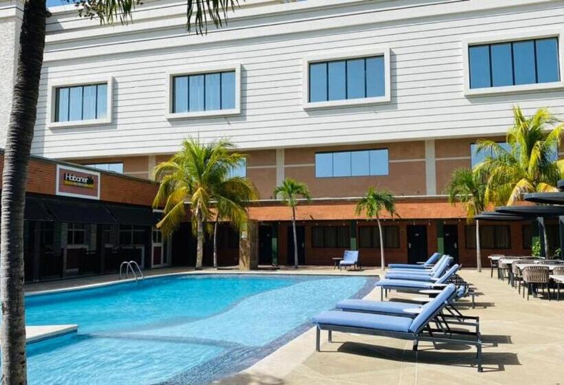 هتل Las Palmas Inn