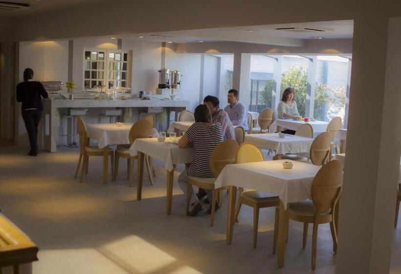 هتل Las Terrazas Business