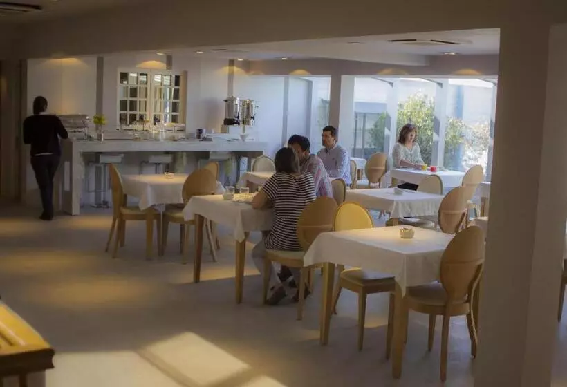 ホテル Las Terrazas Business