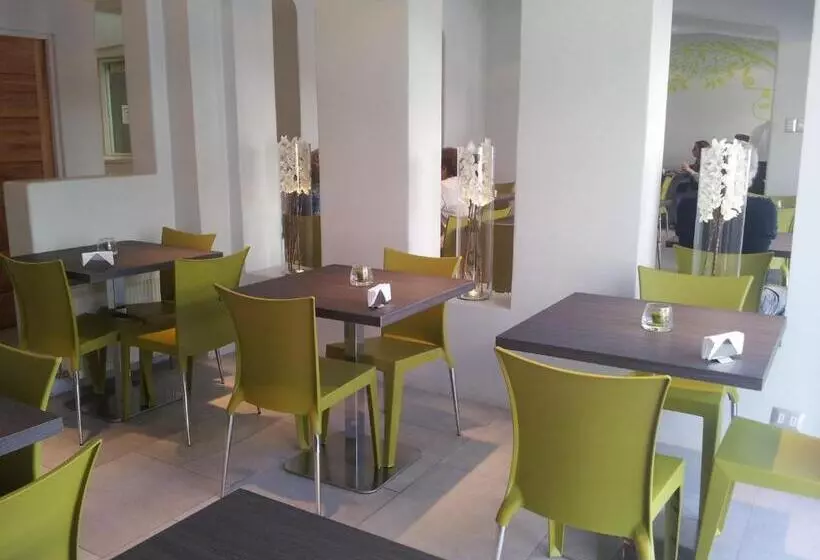 ホテル Las Terrazas Business