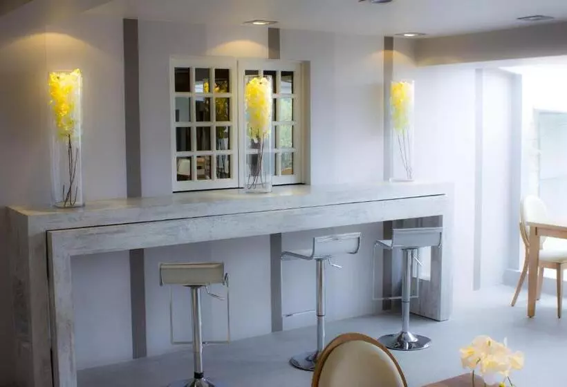 ホテル Las Terrazas Business