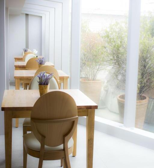 هتل Las Terrazas Business