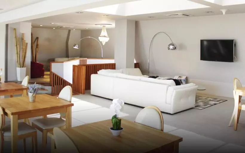 ホテル Las Terrazas Business