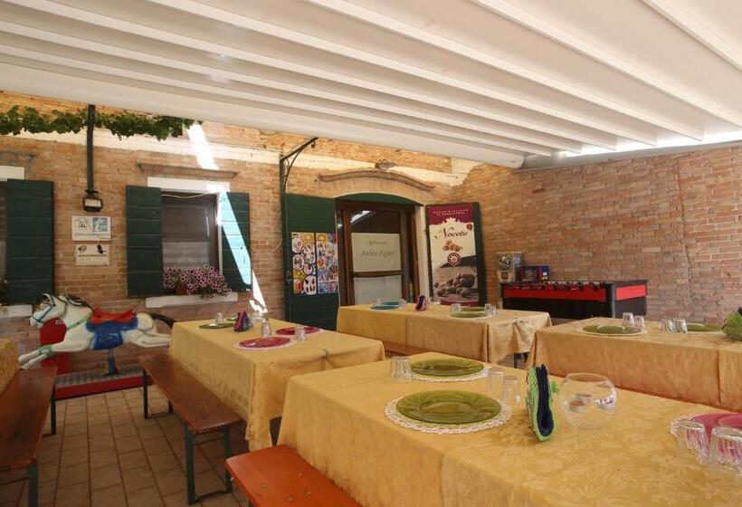 فندق Locanda Antico Fighèr