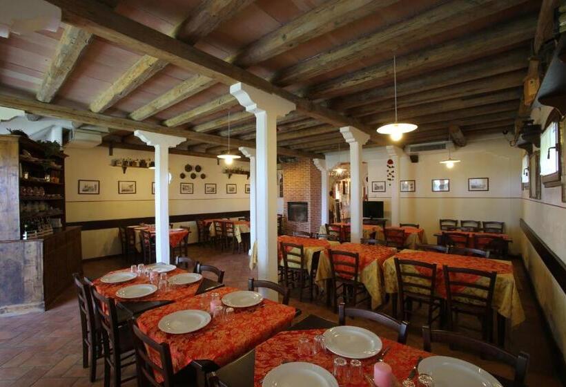 فندق Locanda Antico Fighèr