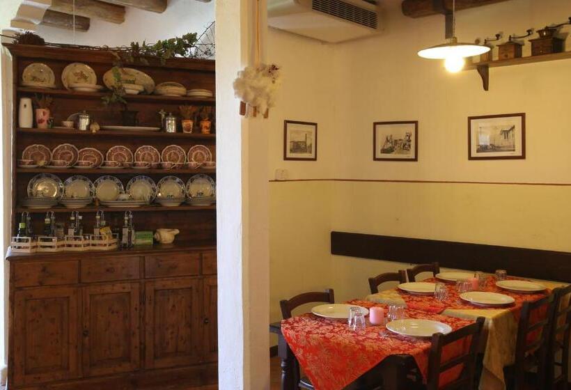 فندق Locanda Antico Fighèr