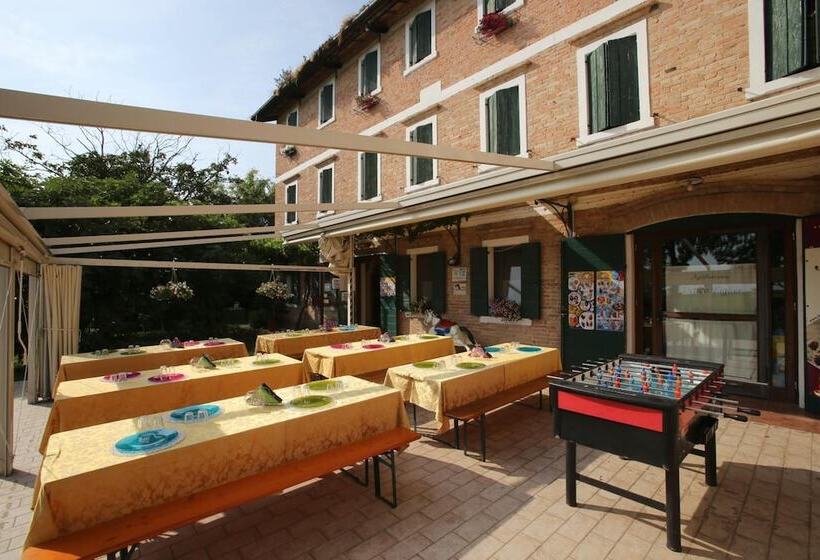 فندق Locanda Antico Fighèr