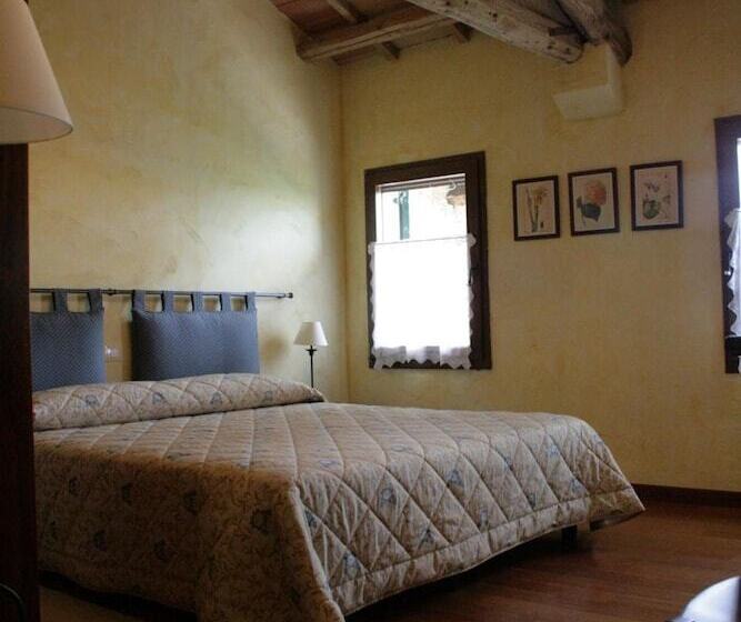 فندق Locanda Antico Fighèr