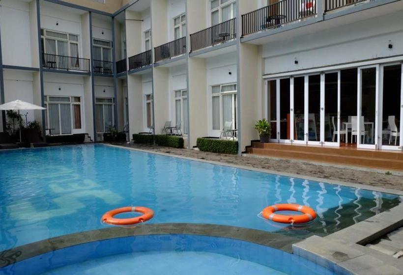 Hotel Seulawah Grand View