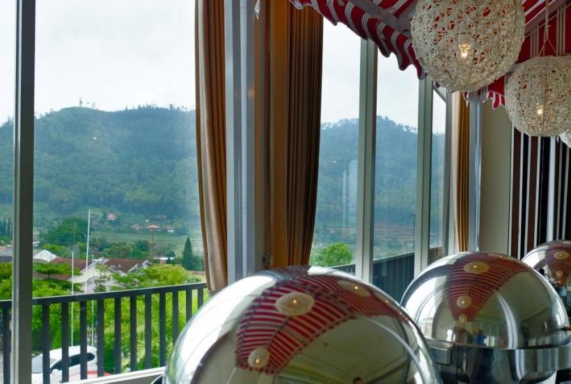 Hotel Seulawah Grand View