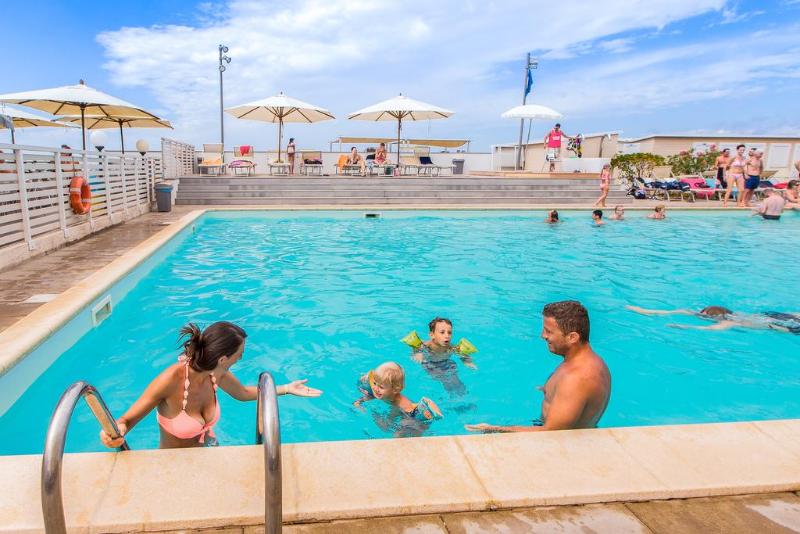 هتل Stella Marina