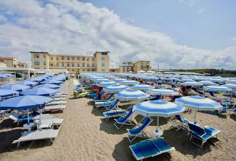 هتل Stella Marina