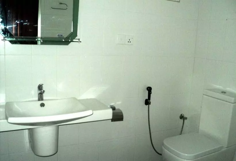 Hotell Trinco Beach