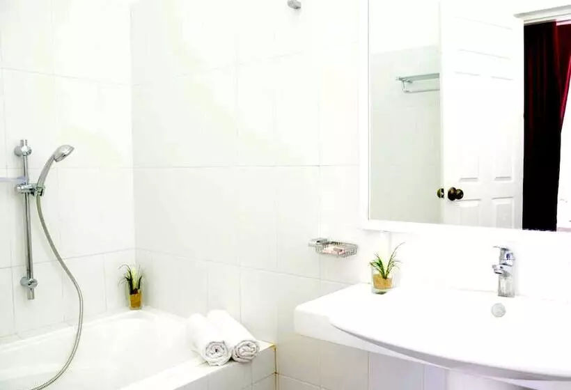 Hotell Trinco Beach