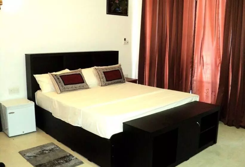 Hotell Trinco Beach