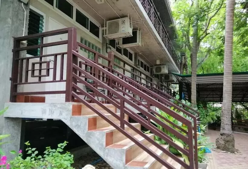 پانسیون Loei Huen Hao Hug Home & Resort