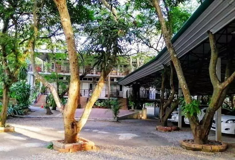 پانسیون Loei Huen Hao Hug Home & Resort