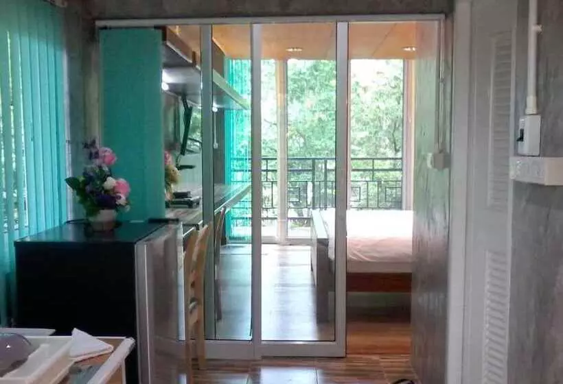 پانسیون Loei Huen Hao Hug Home & Resort