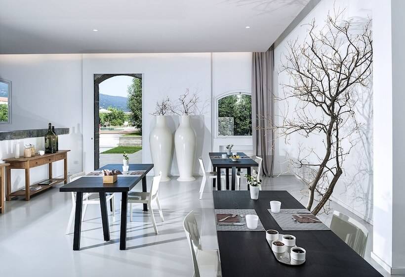 مسافرخانه Ramo D Aria Etna Boutique