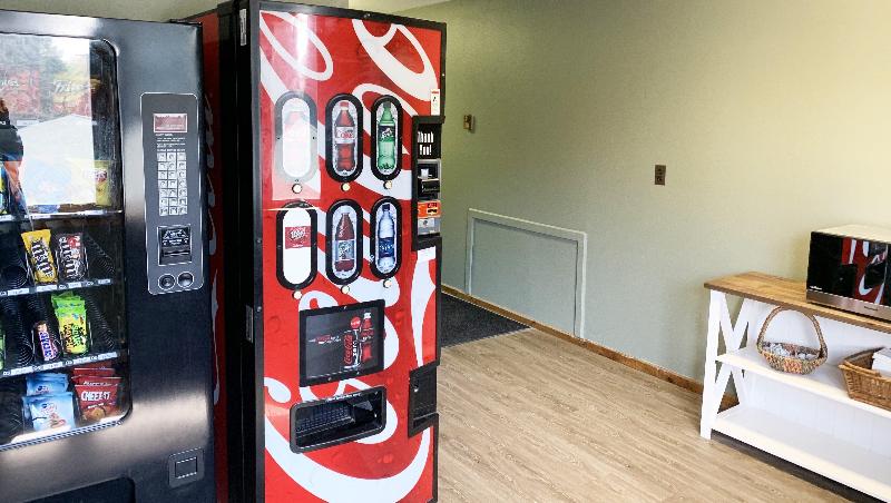 Отель Adirondack Lodge Old Forge