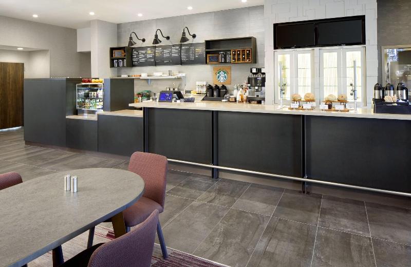 בית מלון כפרי Courtyard By Marriott Houston Intercontinental Airport