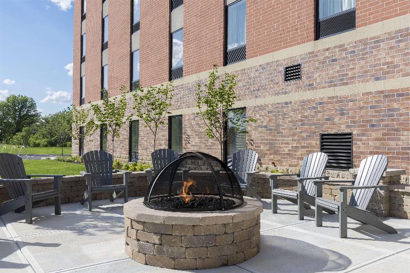 호텔 Hampton Inn Westfield