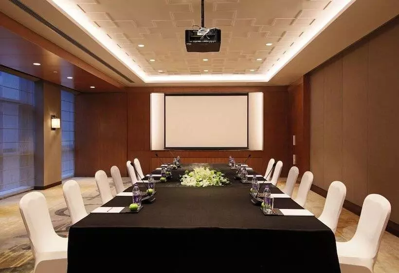 Hotelli Hualuxe Wuxi Taihu, An Ihg