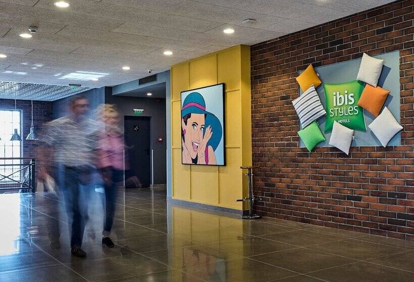 בית מלון כפרי Ibis Styles Arad