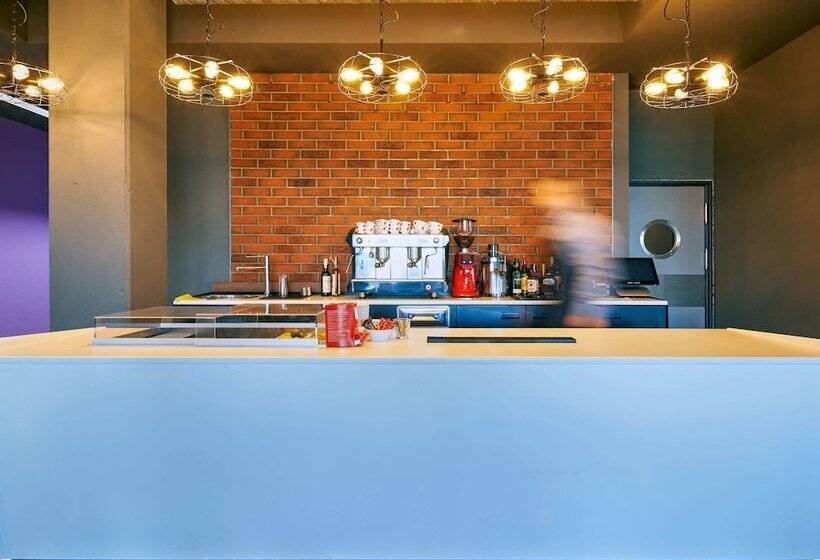 בית מלון כפרי Ibis Styles Arad