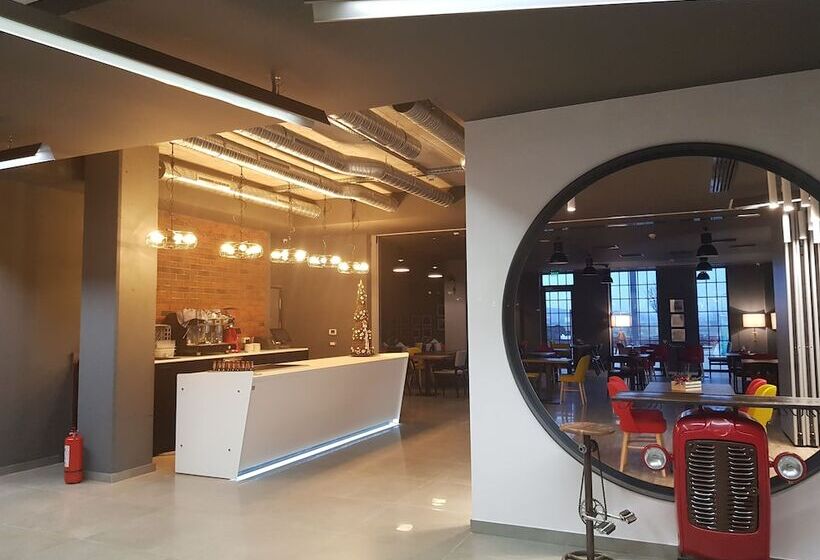 בית מלון כפרי Ibis Styles Arad