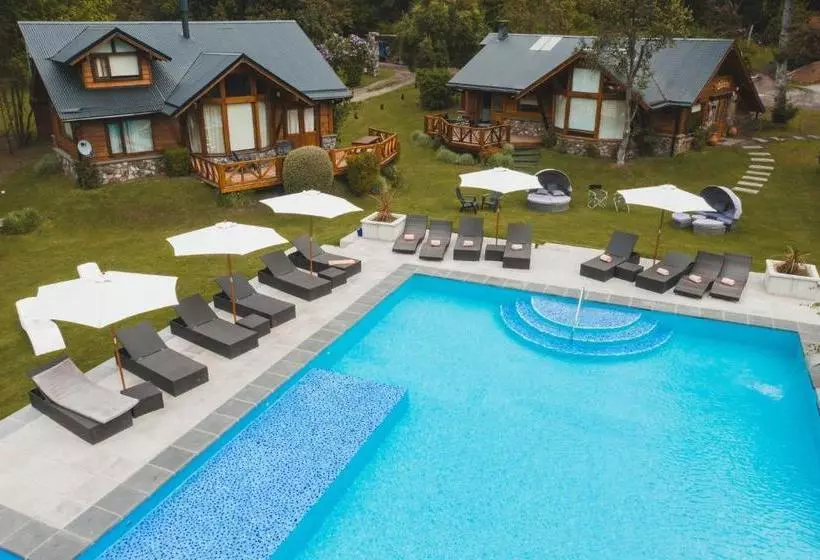 Hotelli La Comarca Suites De Montaña & Spa