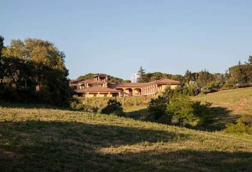 Hotelli Ristorante Le Querciolaie Dei Ricci