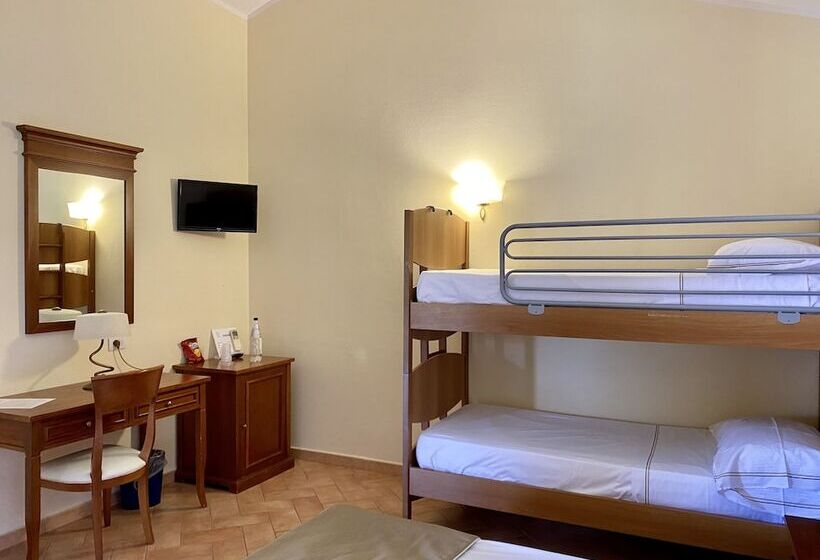 فندق Ristorante Le Querciolaie Dei Ricci