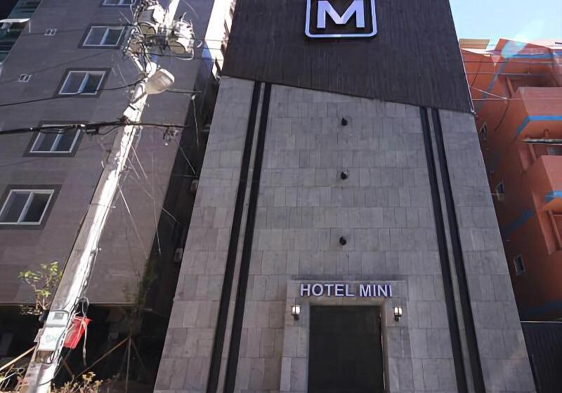Hotel Mini
