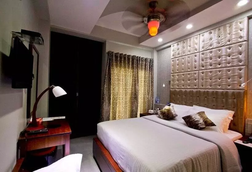 هتل Newtown Inn