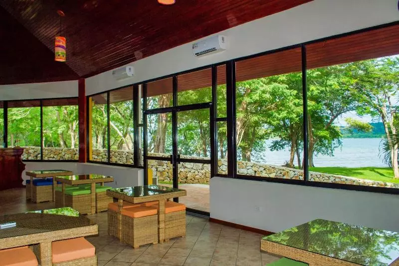 Hotelli Papagayo Golden Palms Beachfront