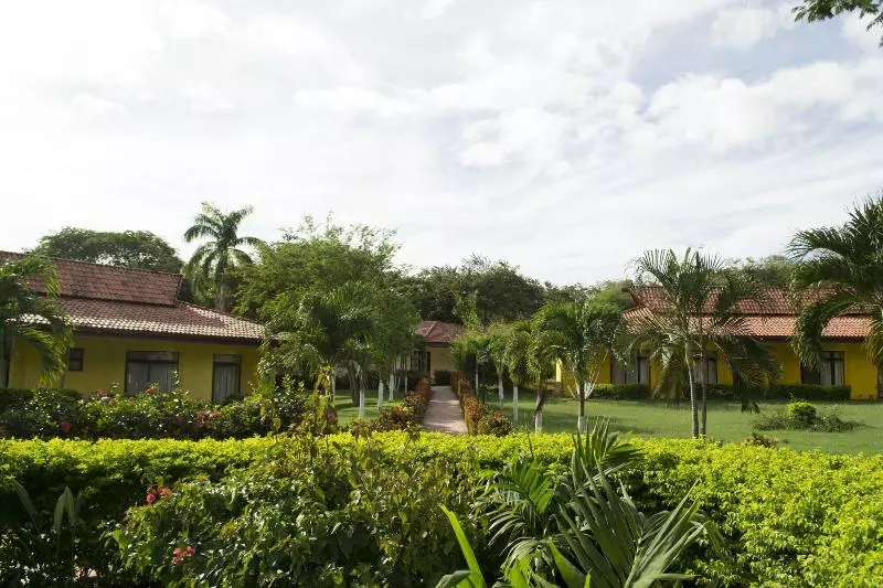 Hotelli Papagayo Golden Palms Beachfront