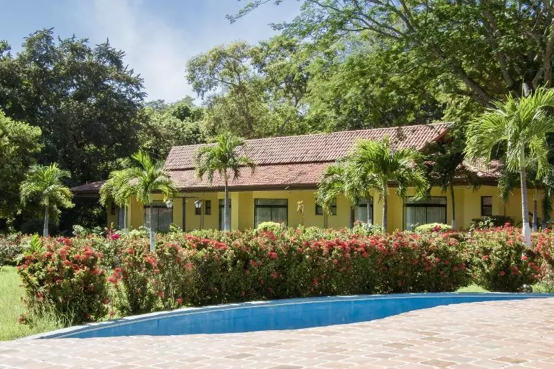 Hotelli Papagayo Golden Palms Beachfront