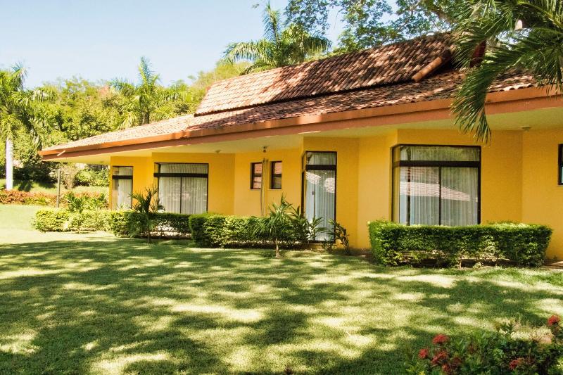 בית מלון כפרי Papagayo Golden Palms Beachfront