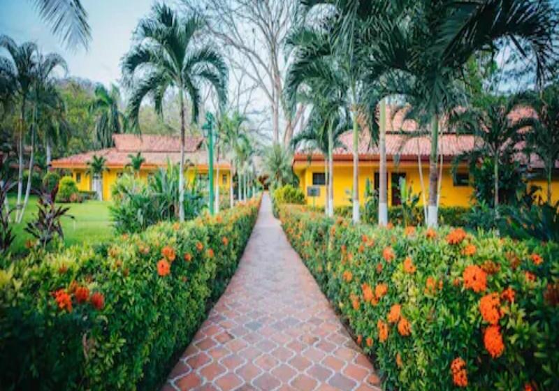 בית מלון כפרי Papagayo Golden Palms Beachfront