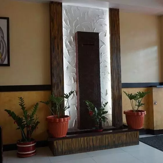 ホテル Sogo Edsa Caloocan