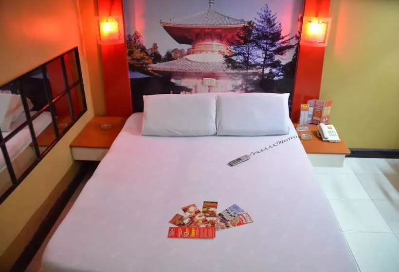 ホテル Sogo Edsa Caloocan