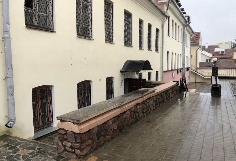 Riverside & China Town Hostel