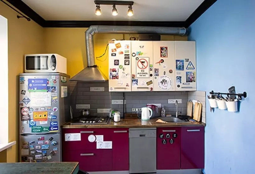 Riverside & China Town Hostel