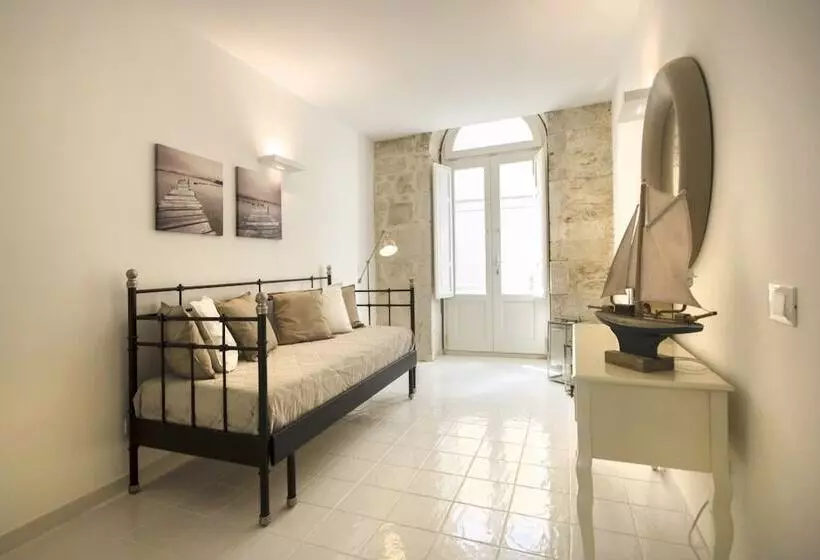 Siciliacasevacanze   Marina Domus