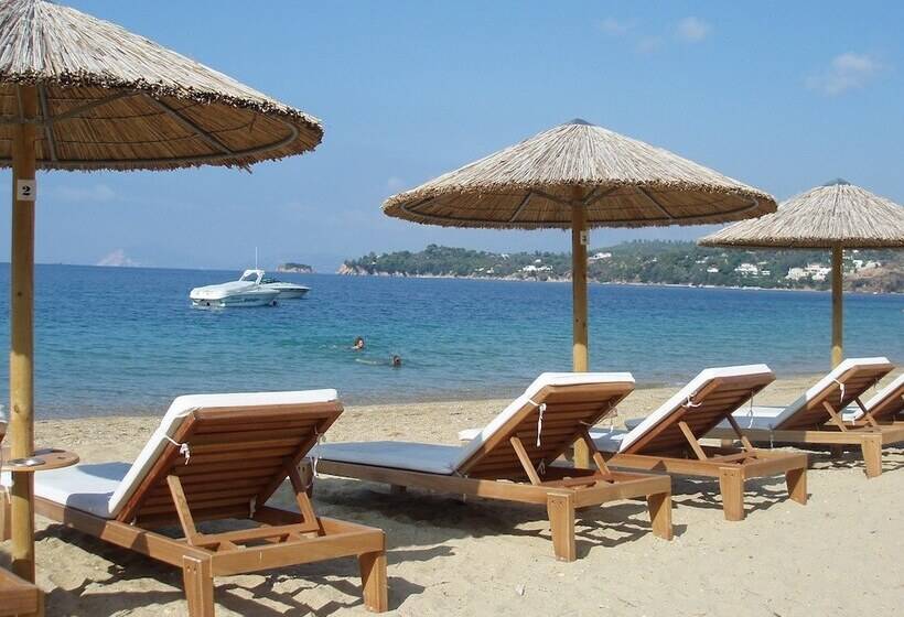 Skiathos Holidays Suites & Villas