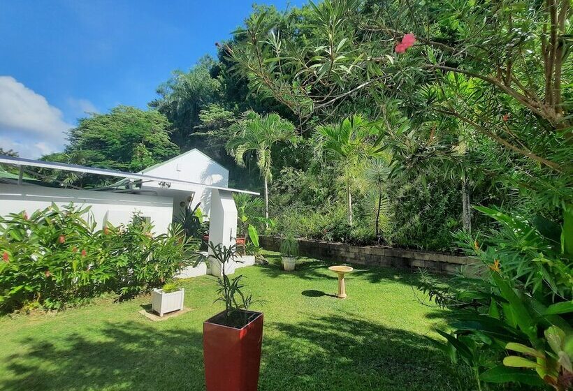 Villa Being Tobago Luxury B&b